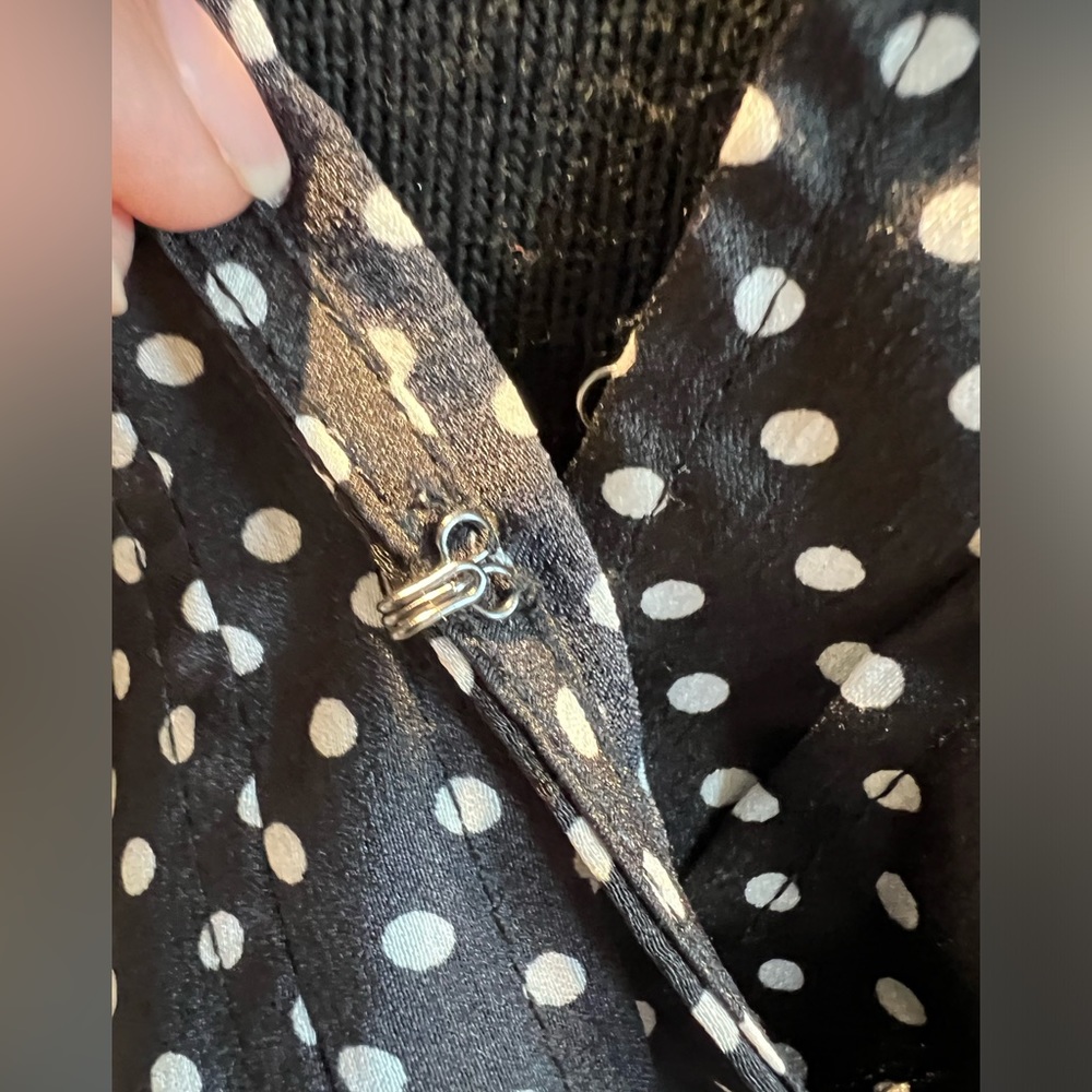 NWT Urban outfitters polka dot wrap crop top - Picture 9 of 10